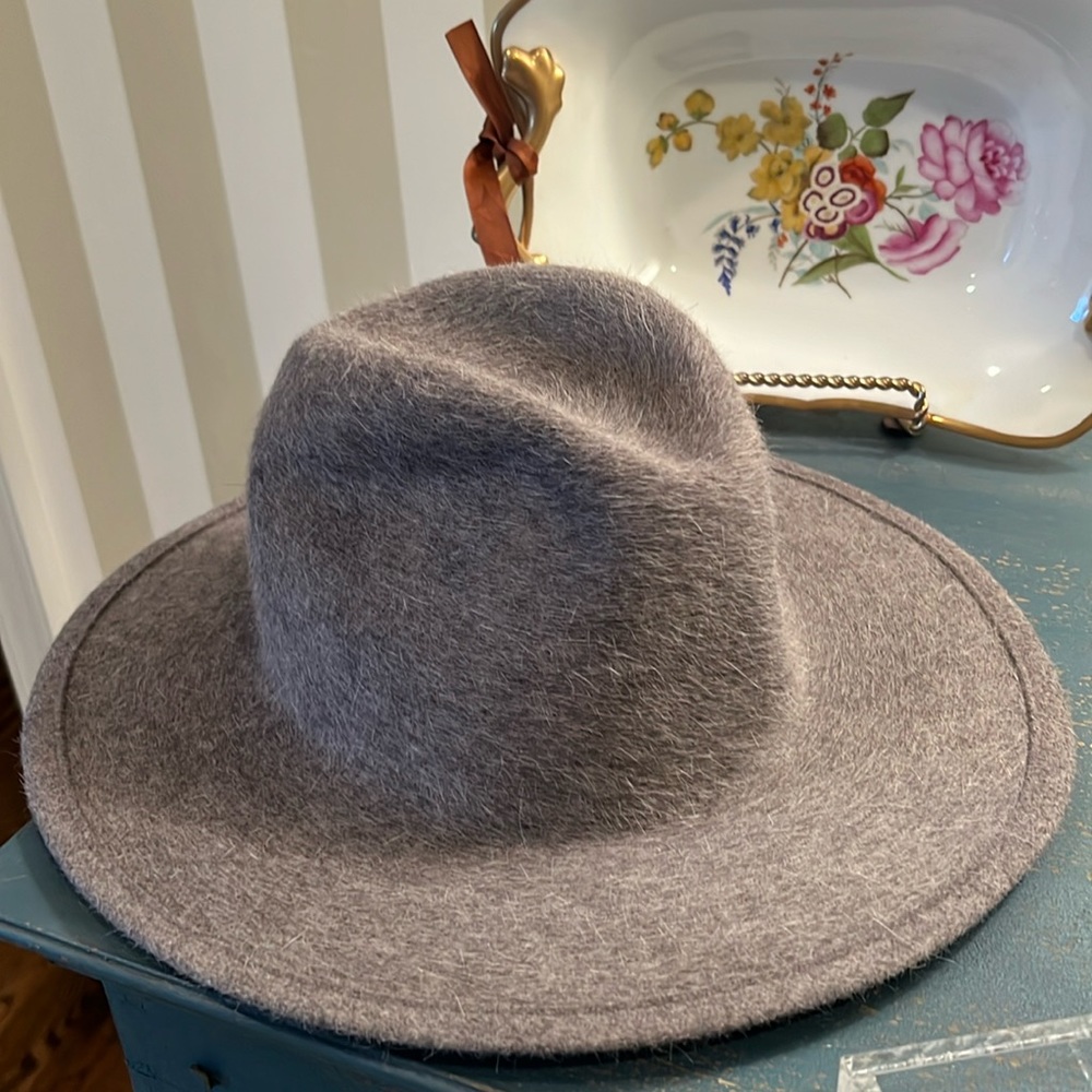 Hatattack grey velour felt hat